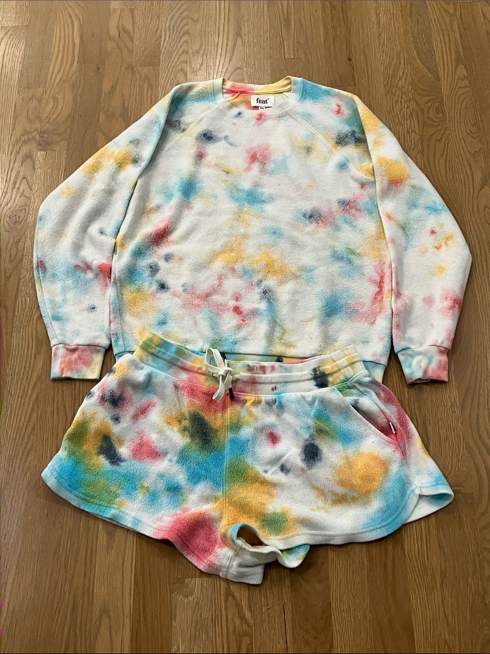 Feat Women's Blanket Blend Pastel Pebble Sweatshirt And Shorts